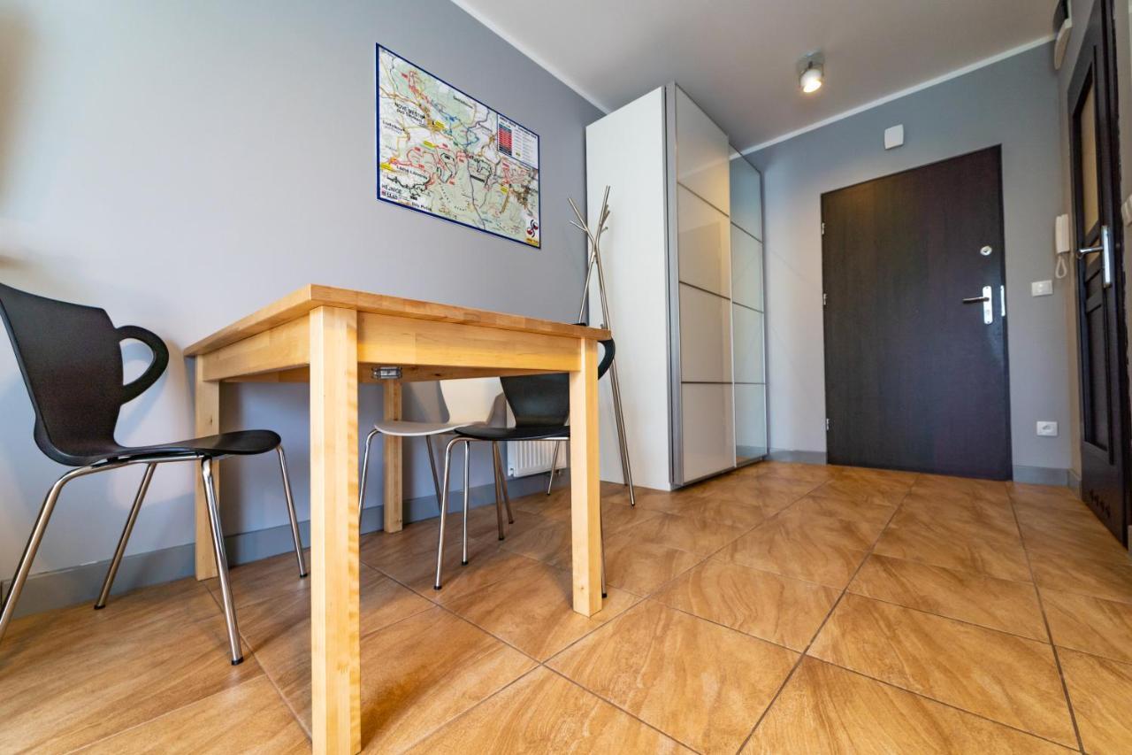 Apartament Zielony Zakatek ชเวียราโดว์-สโดรยจ์ ภายนอก รูปภาพ